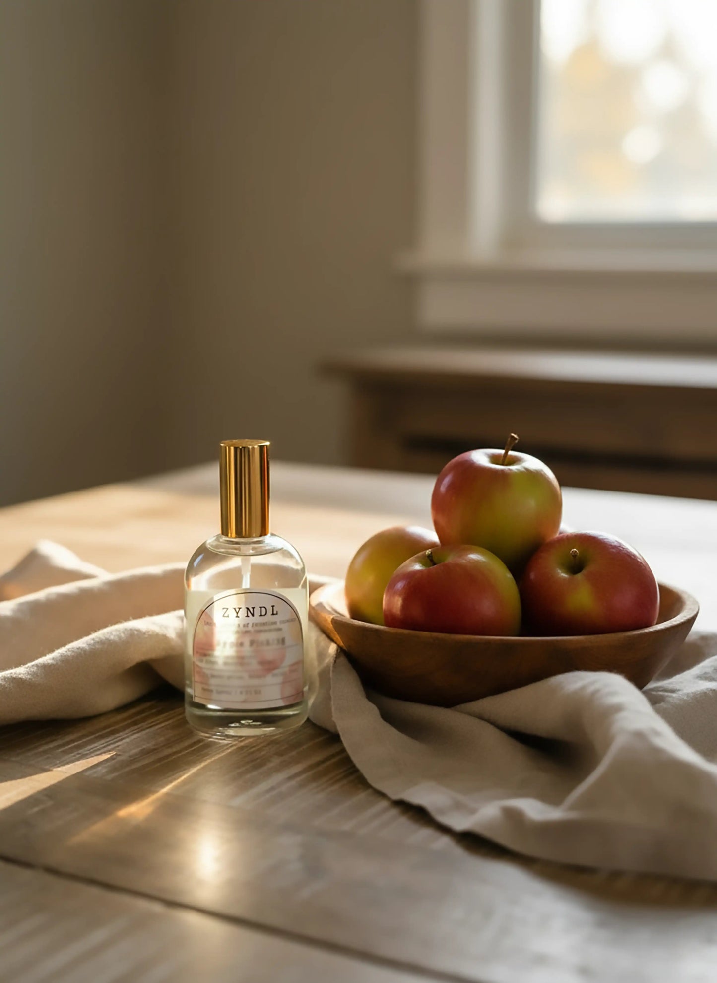Apple Scented Room Spray | Apple Picking Room Spray – 4 oz - ZyndlRoom Sprays