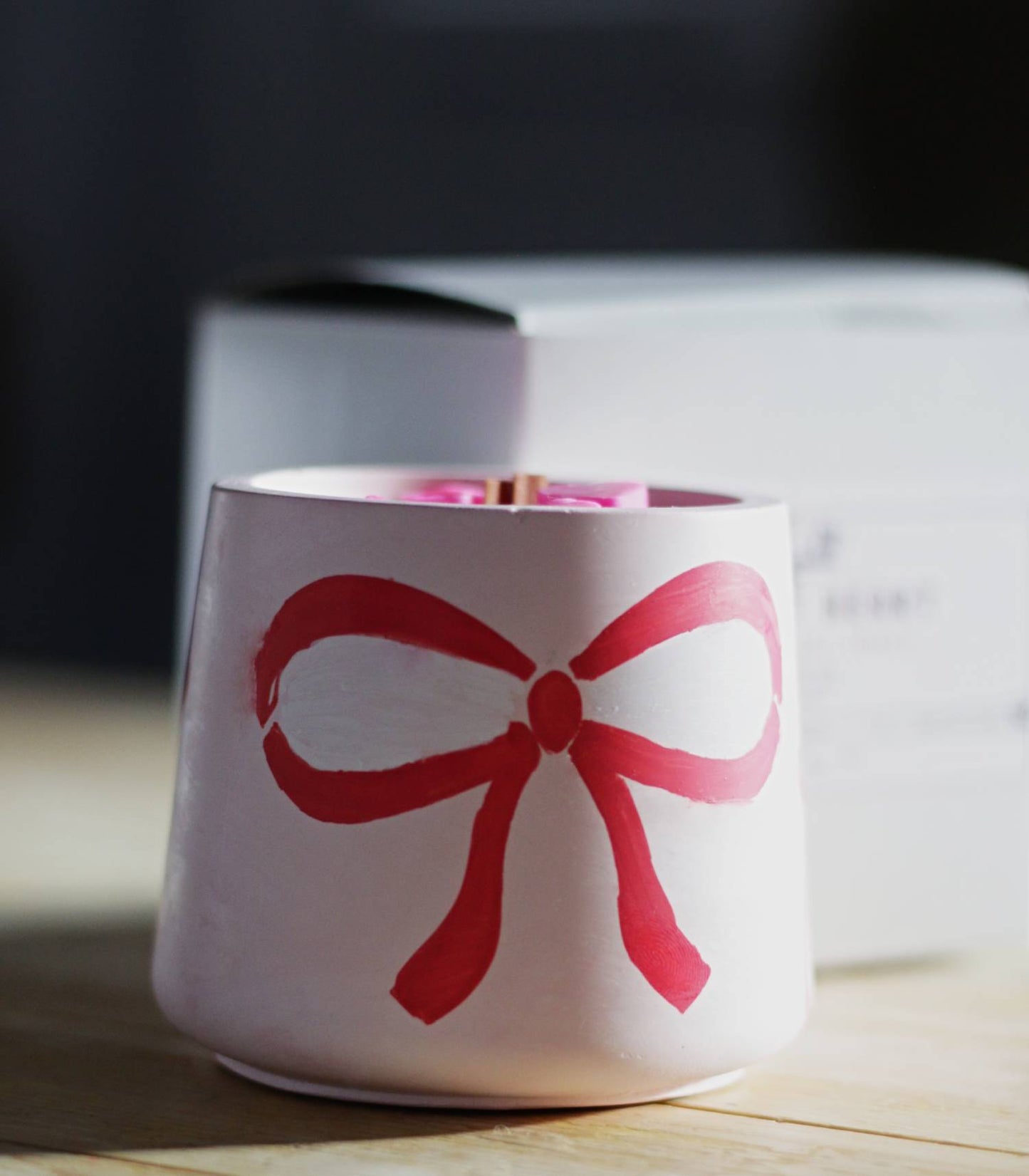 Red Bow 5 oz Candle - Sweet Heart candle - ZyndlCandles