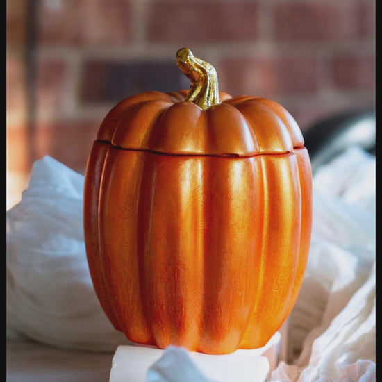 pumpkin scented candle
